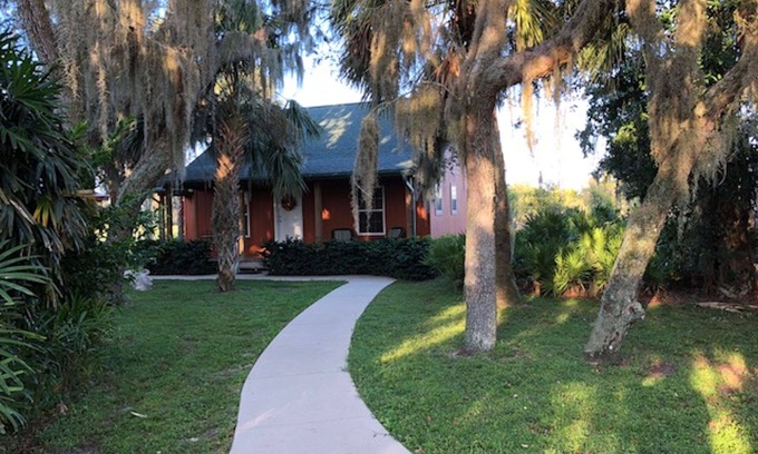 Fort Ogden Cottage | Secluded Cottage Golf Course Community - Indoor Heated Pool & Fitness Center