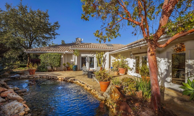 Valley Center House | Secluded Resort Expansive View Home. Salt Water Pool & Spa. Sleeps 10.