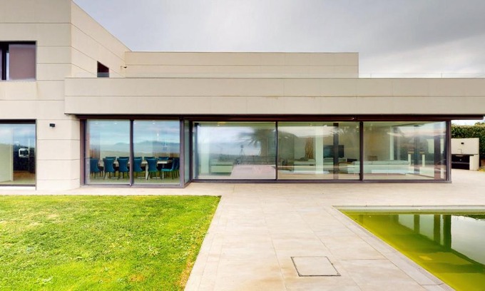 Barrika Villa | SEE AND SEA