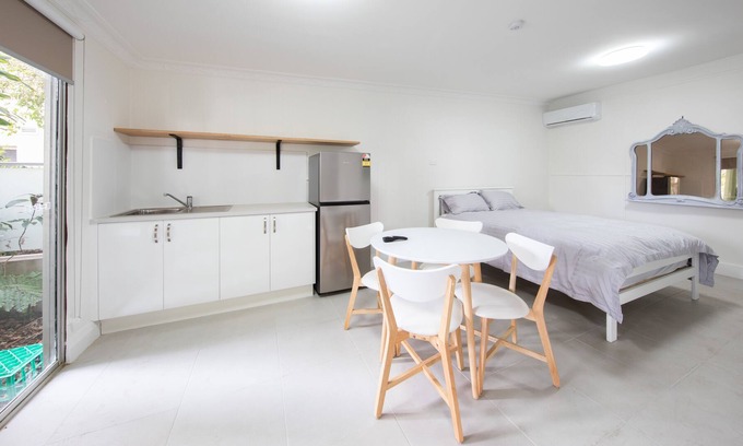 Wollongong Apartment | Self contained studio - Beach Shack