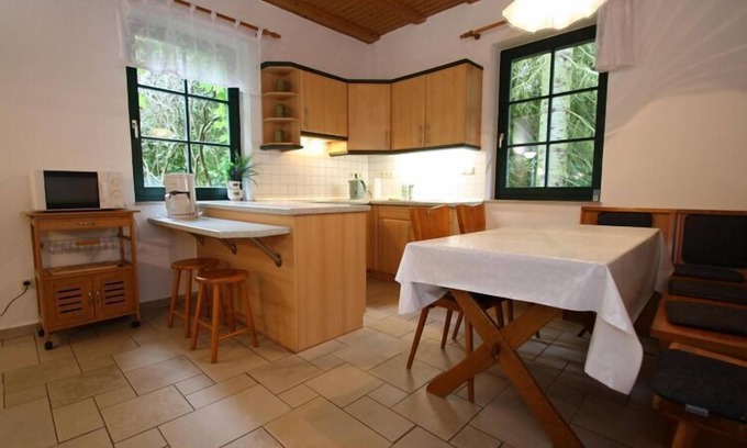Dobbin-Linstow House | Semi detached house, Glave
