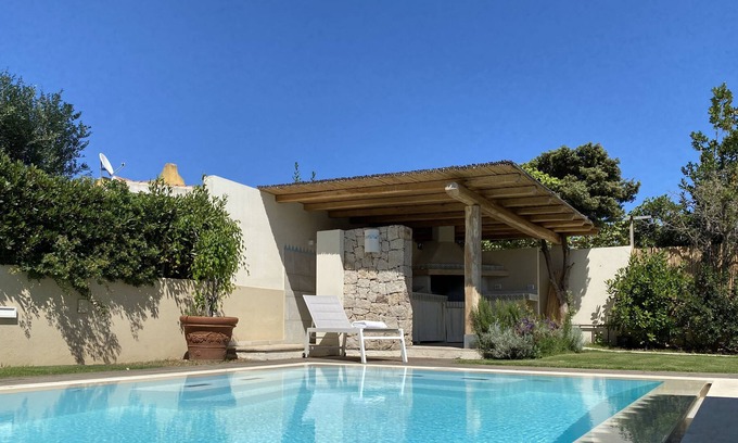 Campulongu House | Semi-detached villa with swimming pool 350 meters from the beach - loc. Campulongu