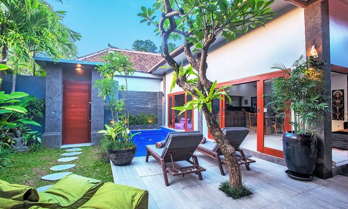 Laksmana Villa | SEMINYAK BEACH - Villa Ellen - SENSATIONAL REVIEWS - 150metres to the Beach