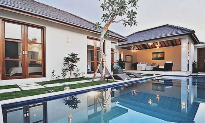 North Legian Villa | Seminyak, Near Beach, Great Location &Value, 2 Bdr