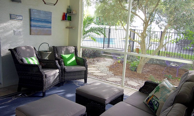 Avalon by the Sea House | Sept 20-Oct. 18.20% off regular rates! PM me now!