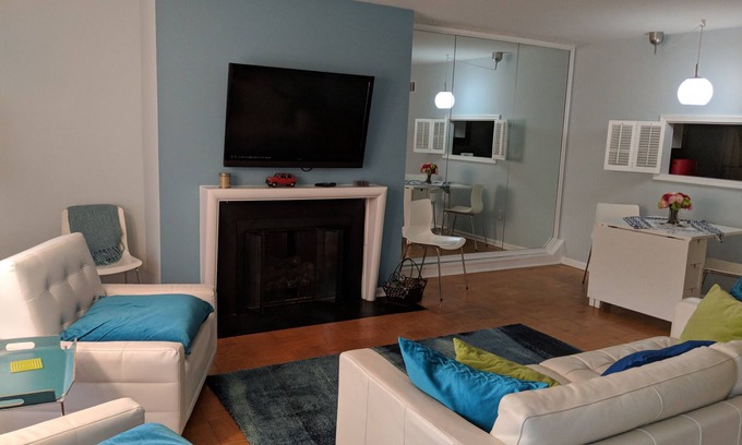 Capitol Hill Apartment | Sept Oct last minute Specials