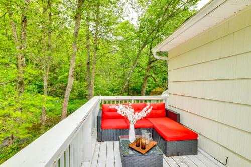 Roscoe Apartment | Serene Duplex with On-Site Brook in Callicoon Center