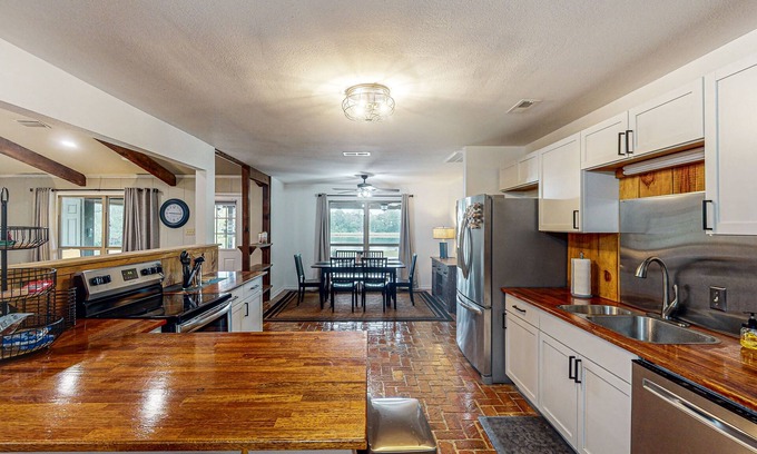 Wilmer Cabin | Serene Farm House with Expansive Land and Peaceful Pond Views