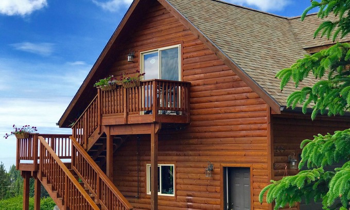 Homer Bed & Breakfast | Serene location with mountain and sea views