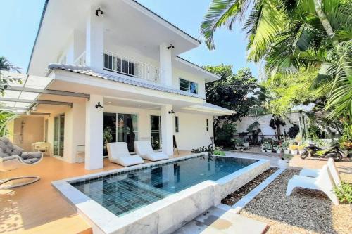 San Sai Villa | Serene Villa with Saltwater Pool & Peaceful Garden