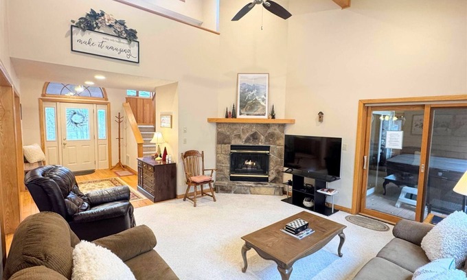 Timberline House | Serenity - 23 Woods End CourtnnSerenity - Access to Community Swimming & Fishing Pond, Pet Friendly