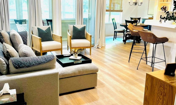 Plantations East Condo | Serenity By The Beach!