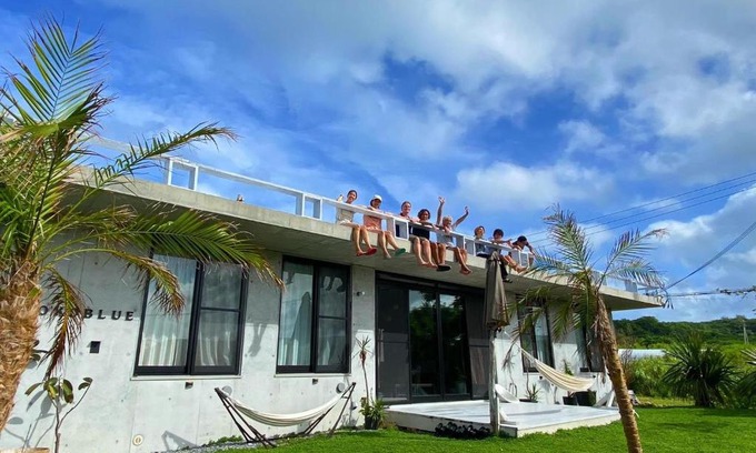 Motobu House | Sesoko Blue