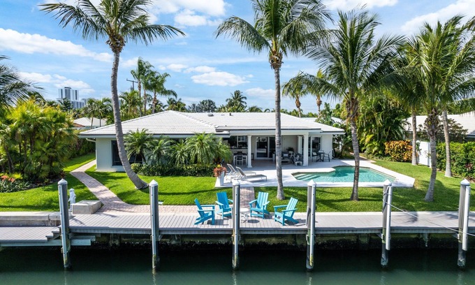 Singer Island Villa | Seven Palms Waterfront - Private Dock, Heated Pool & Cabana - Walk to Beach!