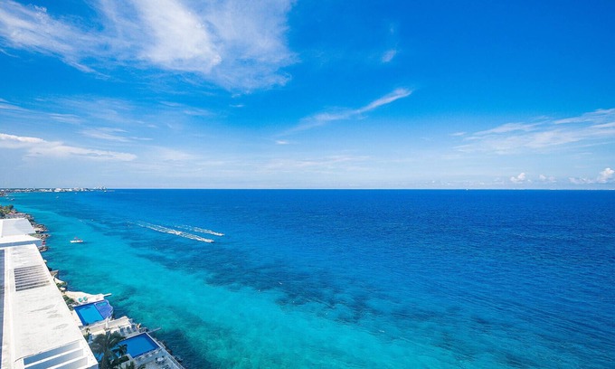 San Miguel Condo | Seven Shades of Blue Peninsula Grand