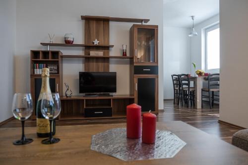 Trencin Apartment | SGL apartment Liptovska with free parking