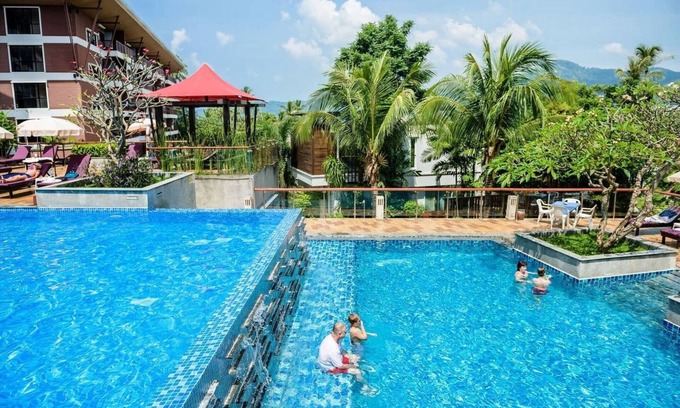 Karon Hotel | (SHA+)Grand Deluxe Double room with Pool View (003)