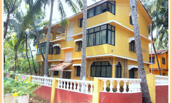 Candolim House | Shalom Guest House