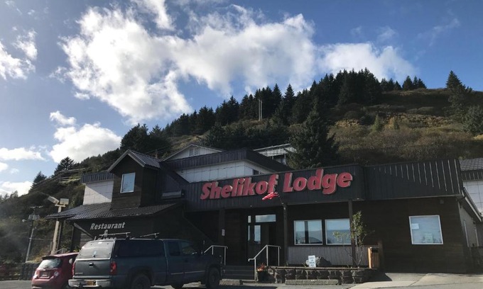 Kodiak Hotel | Shelikof Lodge