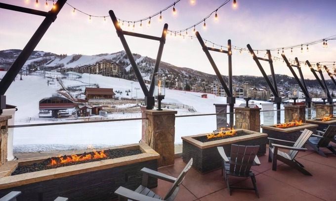 Steamboat Springs Villa | Sheraton Steamboat Resort, Ski In Ski Out, 2 BR Villa Christmas New Years Week!