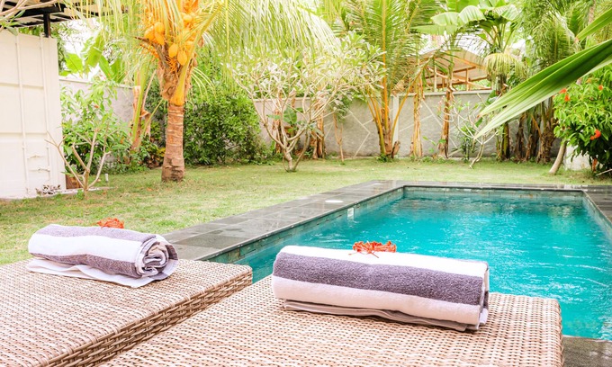 Selong Belanak Villa | shipping containers 2 bedrooms villa