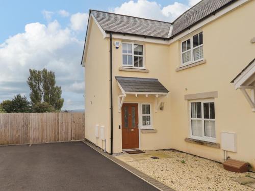 Grange-over-Sands House | Shore View