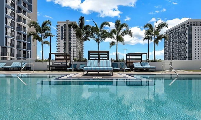 Doral Hotel | Short Distance From The Well Known Sites! Onsite Parking, Pool, Pets Allowed