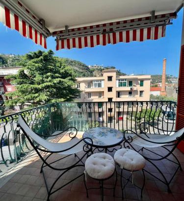 Sorrento Apartment | SHORT-LETS D33, part of the house is available for short-term rentals in Sorrento center