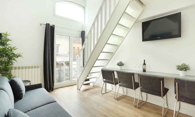 Les Lilas Apartment | Short Stay Group Residence Les Lilas Serviced Apartments