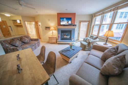 River Run House | Silver Mill 8155 by SummitCove Lodging