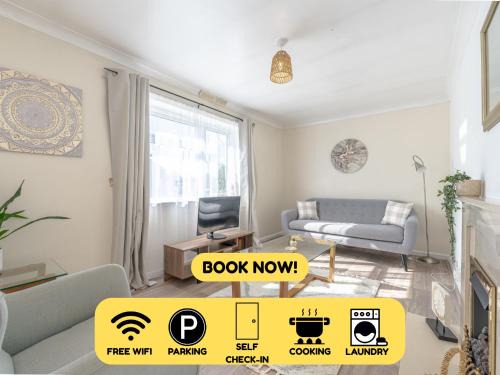 Newcastle-Under-Lyme Apartment | Simple Comforts - 2BR Flat with Free Parking in Newcastle-under-Lyme