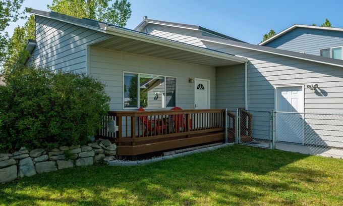 Bozeman House | Simple, Cozy, and Refreshing