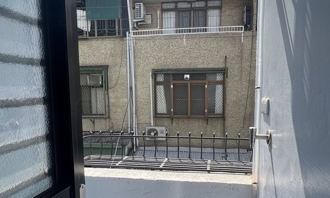 East District Bed & Breakfast | simple life house