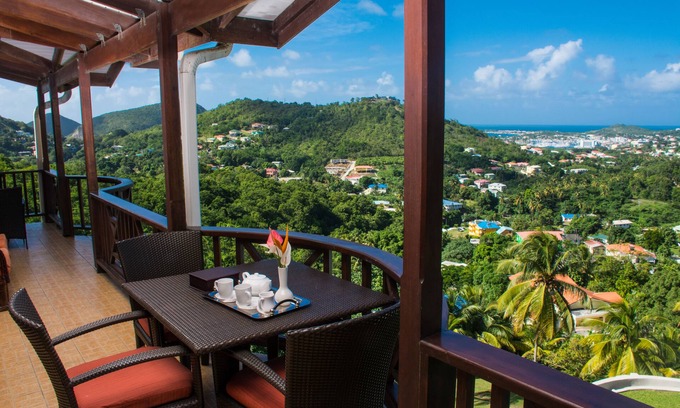 Marisule Apartment | Simply Heavenly! Large Self Catered Two Bedroom PENTHOUSE With Huge Pool