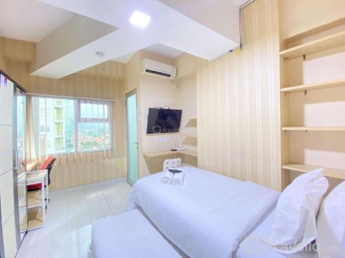 Cileunyi Apartment | Simply Homey Studio at Stanford Jatinangor Apartment By Travelio
