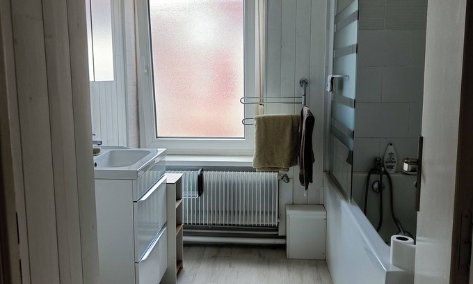 Ronchin Bed & Breakfast | Single or double rooms near city center and liane 1