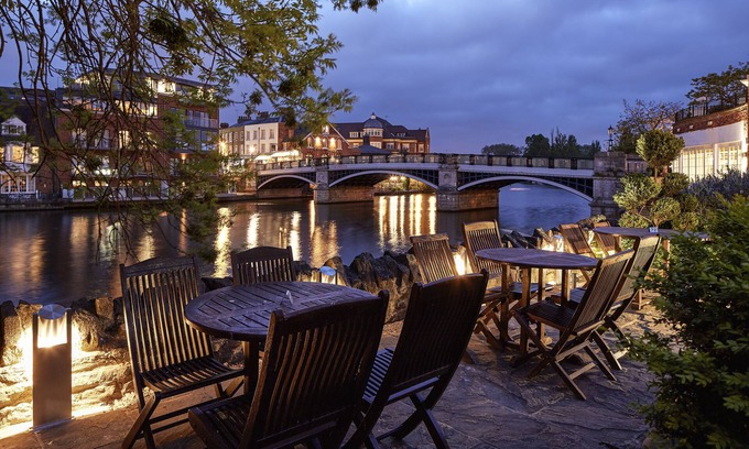 Windsor City Centre Hotel | Sir Christopher Wren Hotel