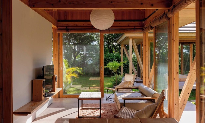 Tamashiro House | Site 250 tsubo Pool Wooden detached house with s /Kunigami-gun Okinawa