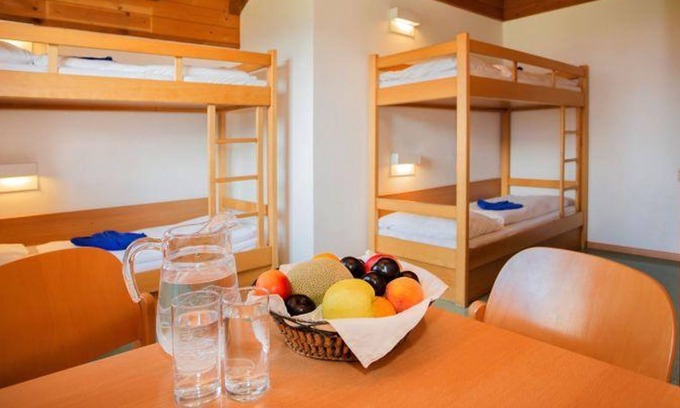 Schuttdorf Cottage | Six-bed room with shower, toilet, non-smoking - YOUNG HOTEL ZELL AM SEE