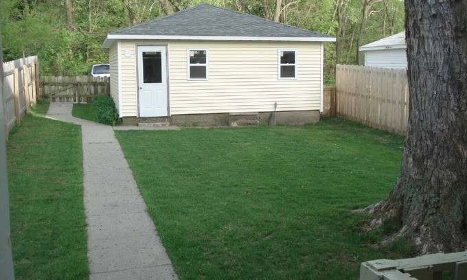 Saint Joseph House | Six bedrooms duplex.available August 17th to the 22th