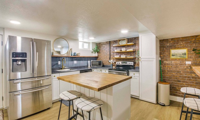 Pleasant View Apartment | Ski, Hike & Relax: Ogden Apt w/Patio!