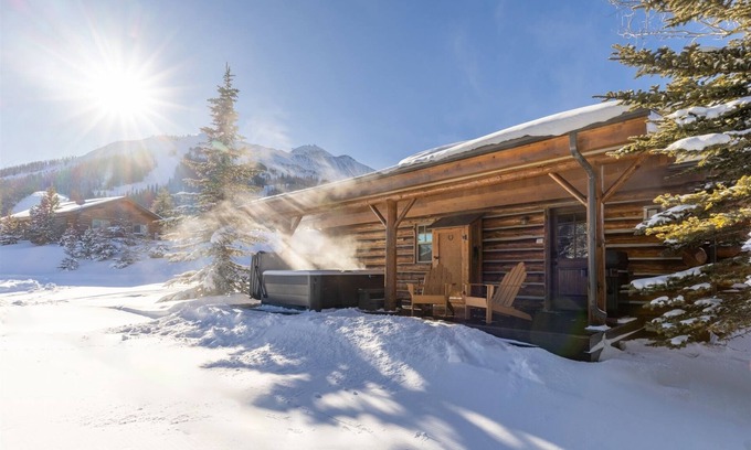 Big Sky Cabin | Ski-in/Ski-out from the Door! Beautiful Cowboy Heaven Cabin w/Hot Tub & Views