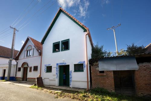 South Moravian House | Sklípek Na Císařské