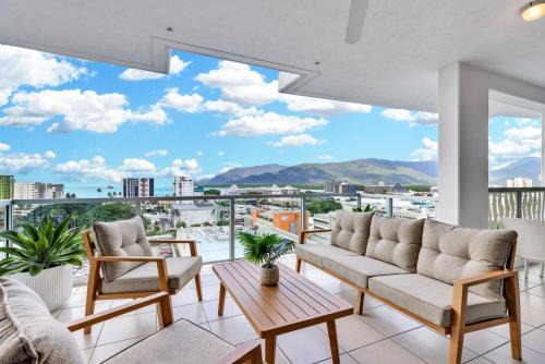 Cairns Central Business District Apartment | Skyview Luxe at Marquis