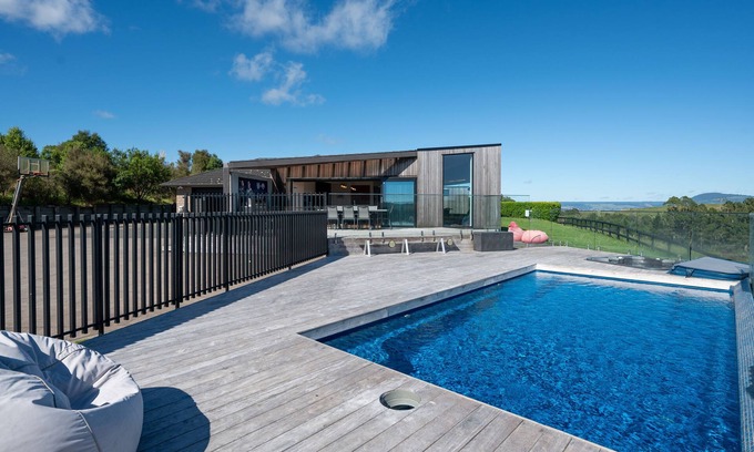 Tikitere House | Slice of Heaven - Rotorua Holiday Home