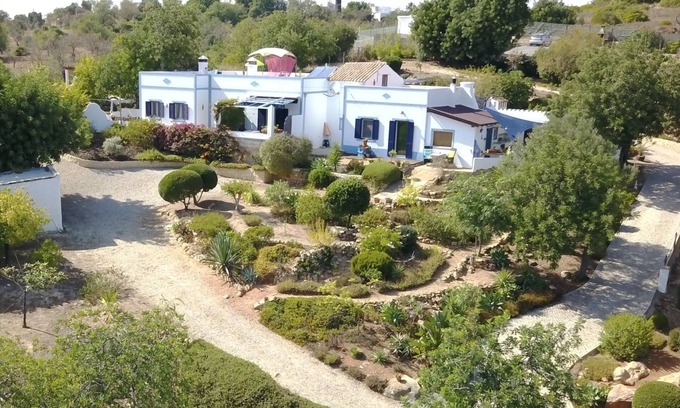 Olhao Apartment | Small apartment in a quiet location with two private terraces and sea views