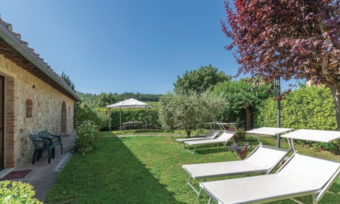Poggiarello House | Small oasis for farm vacations in the Chianti area: detached house with exclusive pool and surroundi
