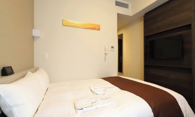 Higashishinsaibashi Hotel | Smoking Allowed Standard Double Room Room Only/Osaka Ōsaka