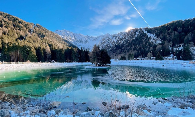 Passo del Tonale Apartment | Snow White Apartment - 300 Metres from the Slopes, Free Parking and Wi-Fi