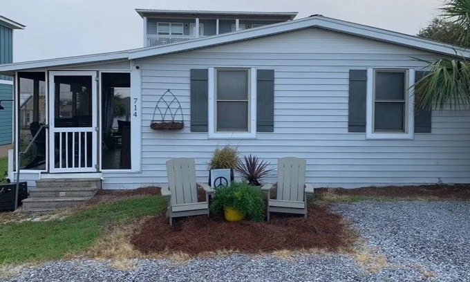 Mexico Beach Cottage | SNOWBIRD RATES AVAILABLE: NOV, DEC, JAN, FEB - 30 night min. - MEXICO BEACH.